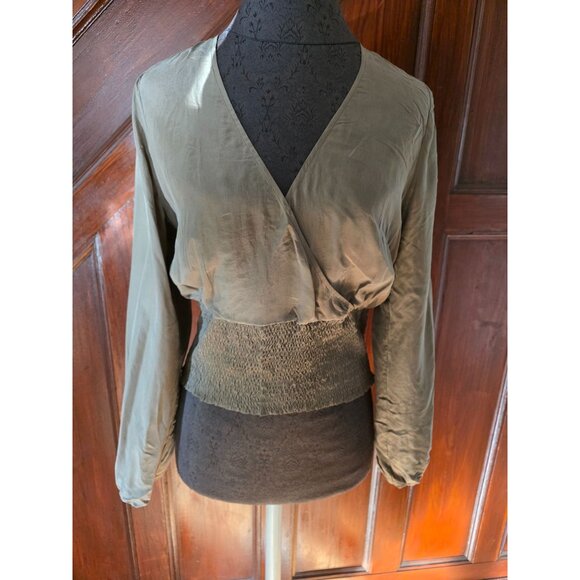 Banana Republic Small Silk Long Sleeve Wrap Blouse Smocked Waist - Picture 1 of 8